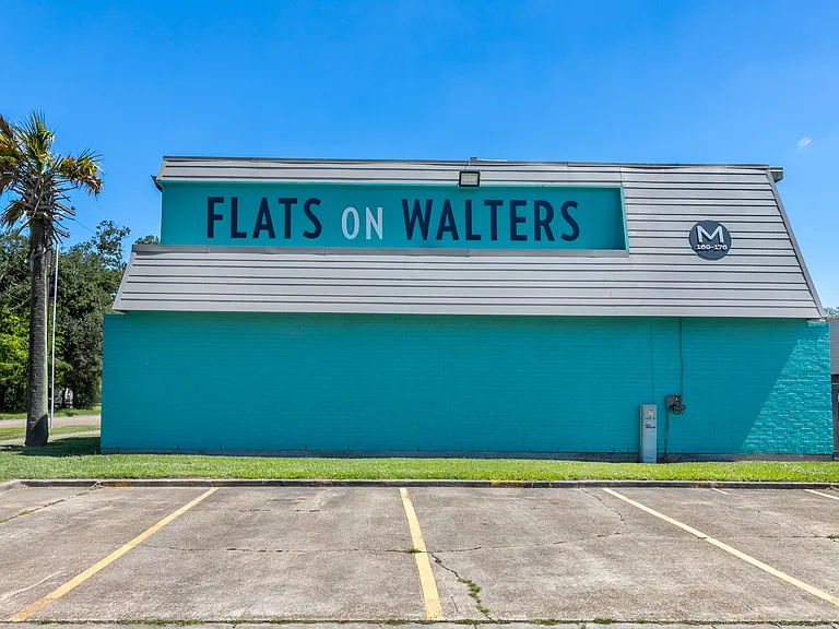 Flats on Walters — Photo 18