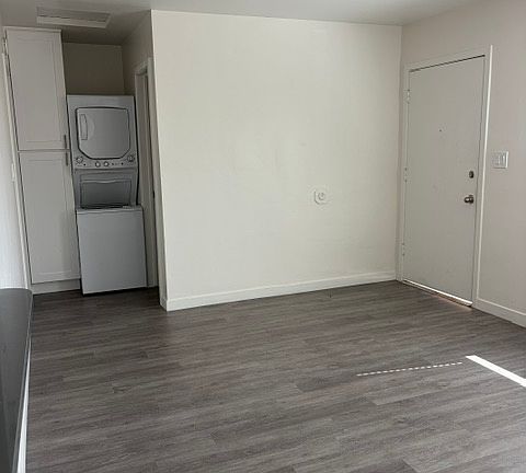 5th image of 3876 41st St #3878