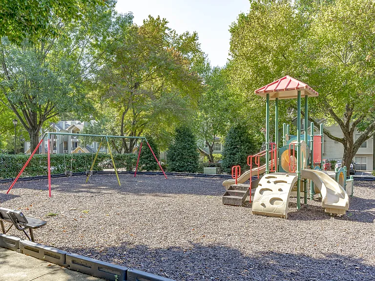 Regency Place — Photo 31