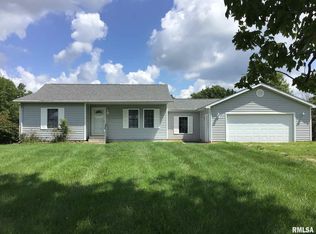 5524 E Richview Rd, Woodlawn, IL 62898