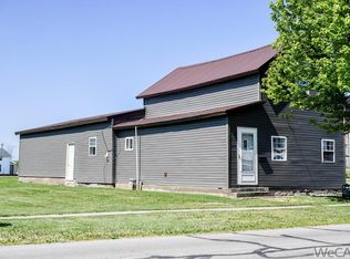 20 Main St #1, Leipsic, OH 45856
