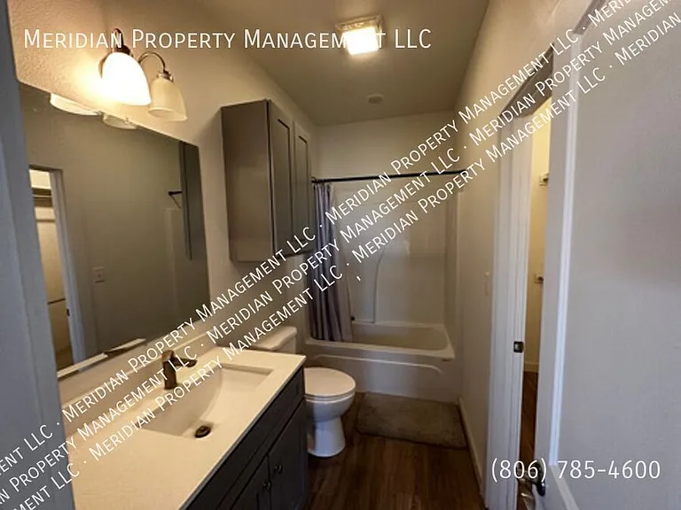 1215 N Evanston Ave — Photo 32