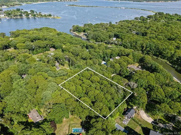 8 Wheeler, Shelter Island, NY