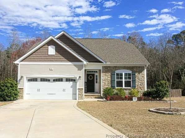14 Winged Foot Dr, Bunnlevel, NC 28323