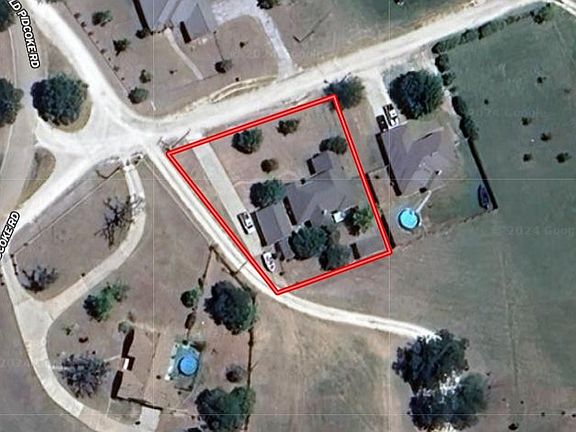 2nd image of 1408 Woodville Dr
