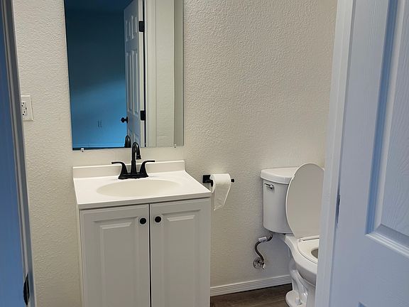 5th image of 601 N Cameron Ave #5