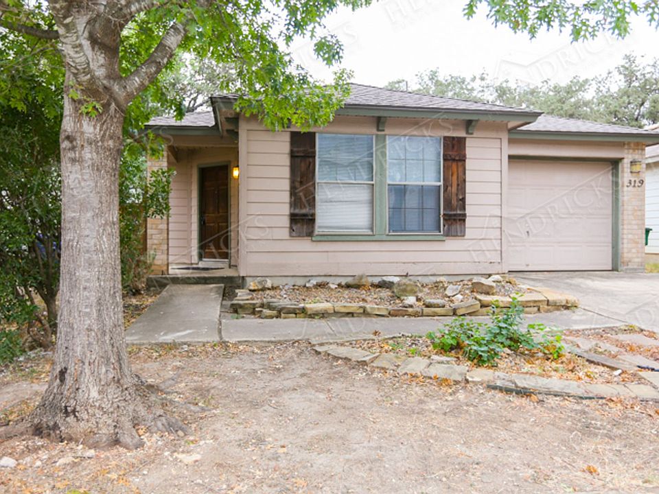 1st image of 319 Amberdale Oak