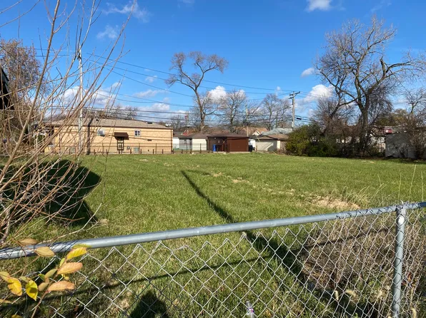 10257 S Princeton Ave, Chicago, IL 60628