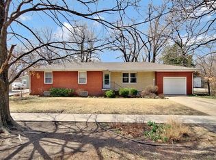 2211 N Main St, Newton, KS 67117