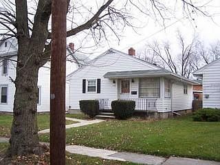 1st image of 458 Blaine Ave