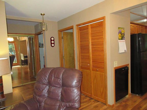 5th image of 22442 W Howard City Edmore Rd