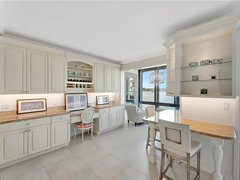 2258 Gulf Shore Blvd N #O1 — Photo 9