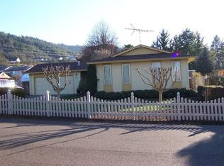 3025 W Shasta Ave, Roseburg, OR 97471
