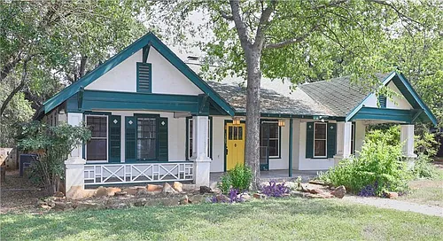 1305 Lorrain St Photo 1