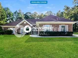 12370 Molly Sue Ln, Fayetteville, GA
