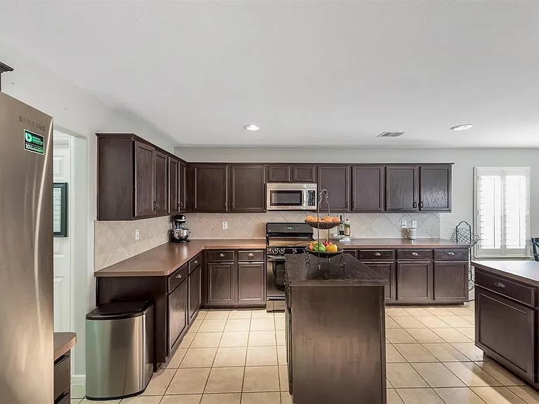 24514 Cobble Canyon Ln — Photo 7