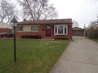 13146 Whitfield Dr, Sterling Heights, MI 48312