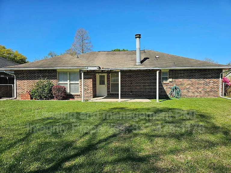7441 Quorum Dr — Photo 23