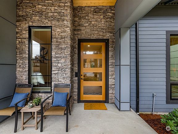 2nd image of 15631 29th Drive SE