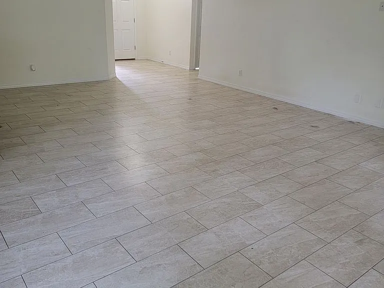 321 W Climbing Ivy Ct — Photo 12