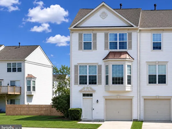 11 Winterberry Pl, Delran, NJ 08075