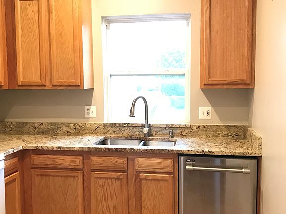 3rd image of 54738 Monarch Dr