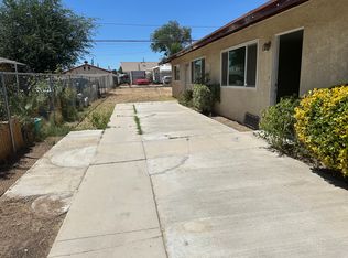 16401 Chestnut St #A, Hesperia, CA 92345