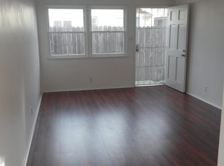 1452 E 8th St, Long Beach, CA 90813