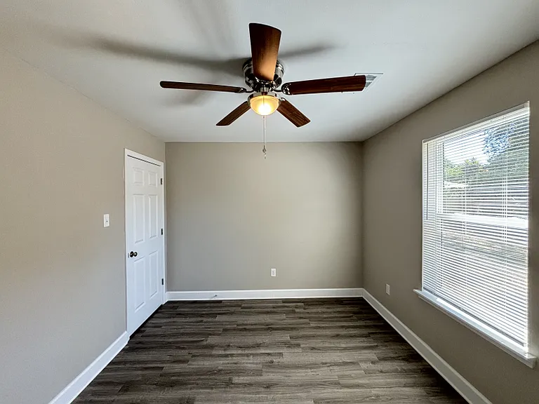610 Gordon St #B — Photo 5