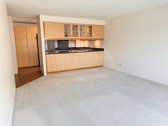 4th image of 55 S Kukui St APT D-2701