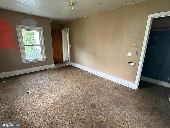 5th image of 235 Bigler Rd