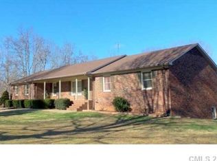 939 Ram Ln, Lincolnton, NC 28092