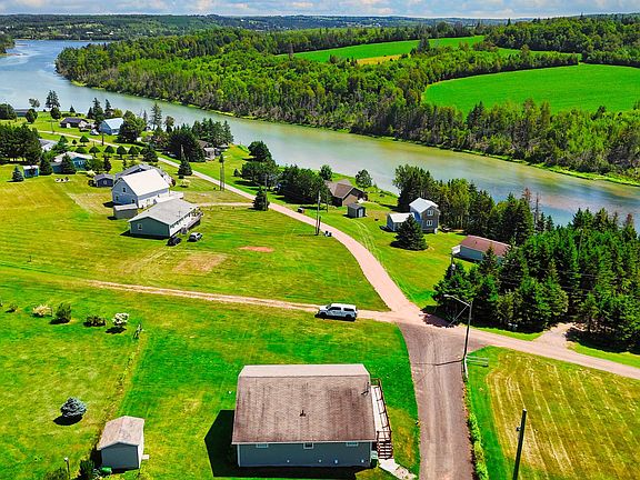 5th image of 65 Riverview Dr #65