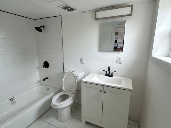 74 Irvine Turner Blvd FLOOR 2