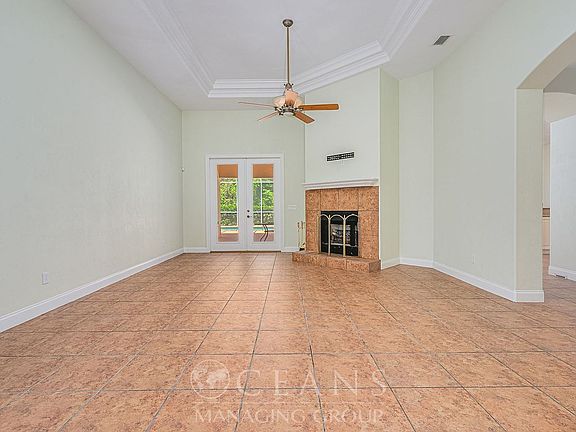 4th image of 7 Old McDuffie Cir