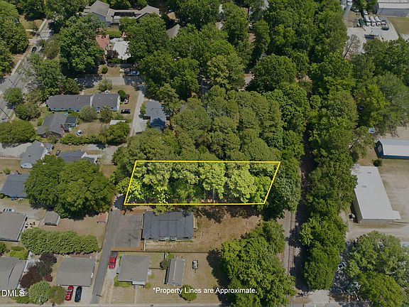 2nd image of 620 Railroad Street