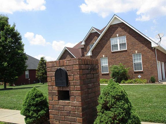 2nd image of 4225 N Woodstock Dr