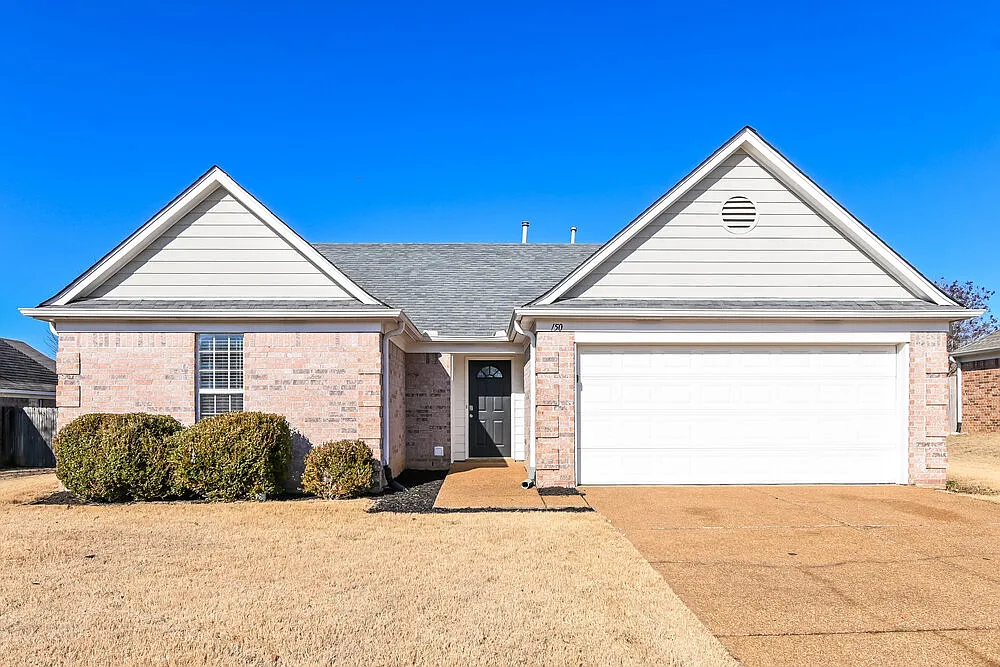 3 bed, 2.0 bath, 1306 sqft, $1,770 — Photo 1