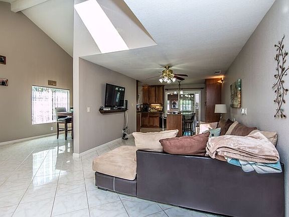 2nd image of 11716 Calle Vivienda