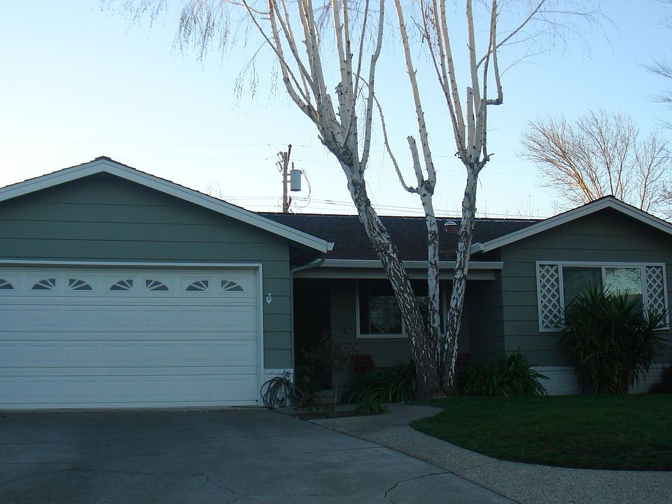 1st image of 239 Gregg Ct