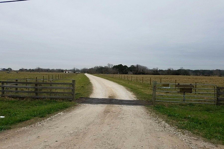 2nd image of 10010 Highway 36