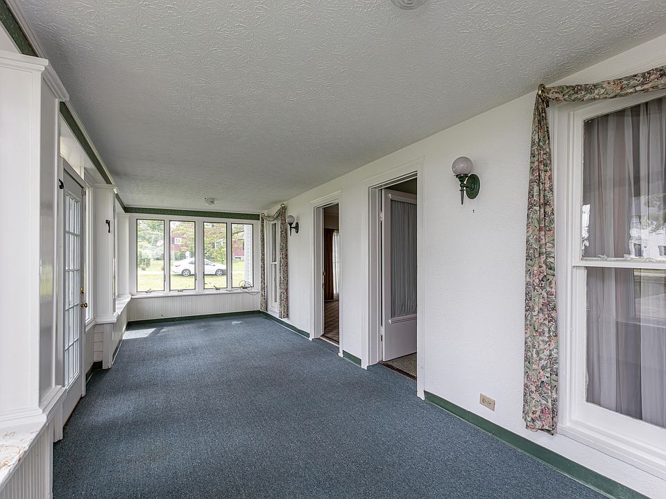 402 W Main St, Burgin, KY 40330 Zillow