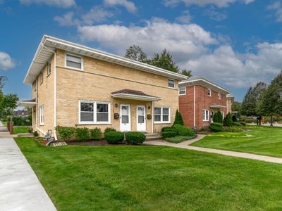 403 S Elmhurst Rd, Mount Prospect, IL, 60056