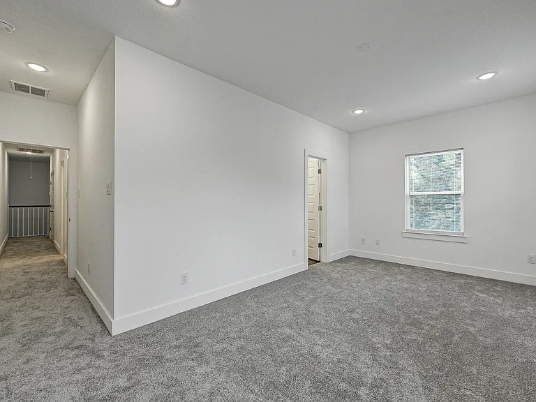 5124 Gold St #B — Photo 10