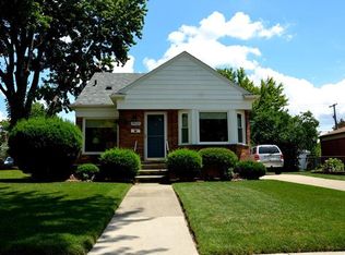 9920 Arcola St, Livonia, MI