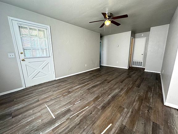 3rd image of 612 N Johannes St