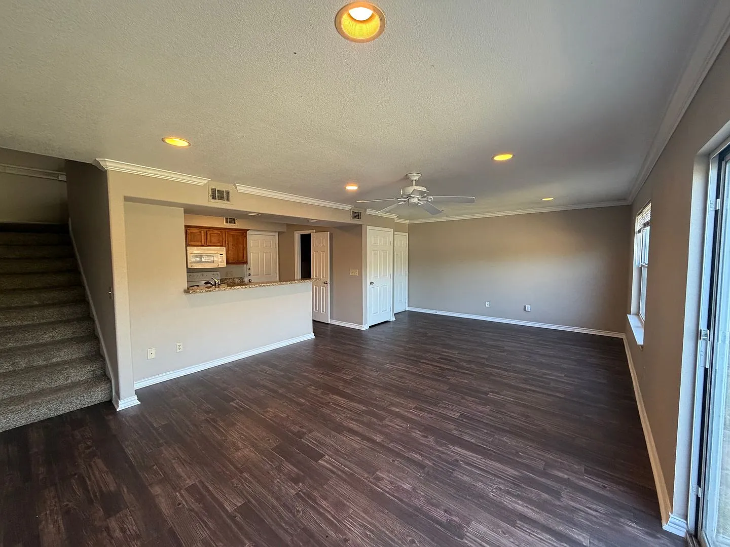 2535 Pascal Ct — Photo 2