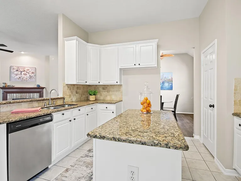 6127 Kristen Park Ln — Photo 8