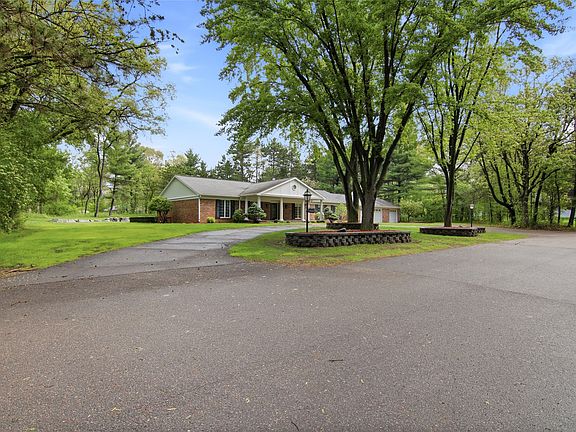 2nd image of 3750 Rimridge Road