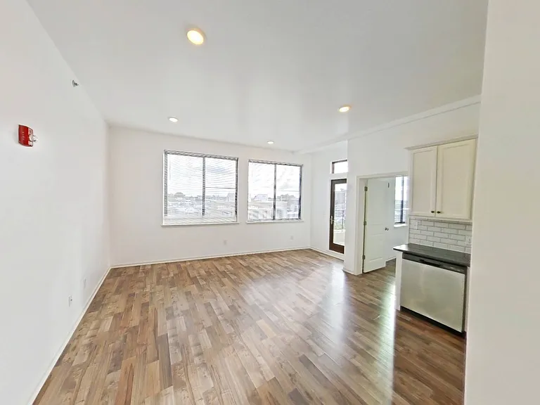 333 Earp Street — Photo 26